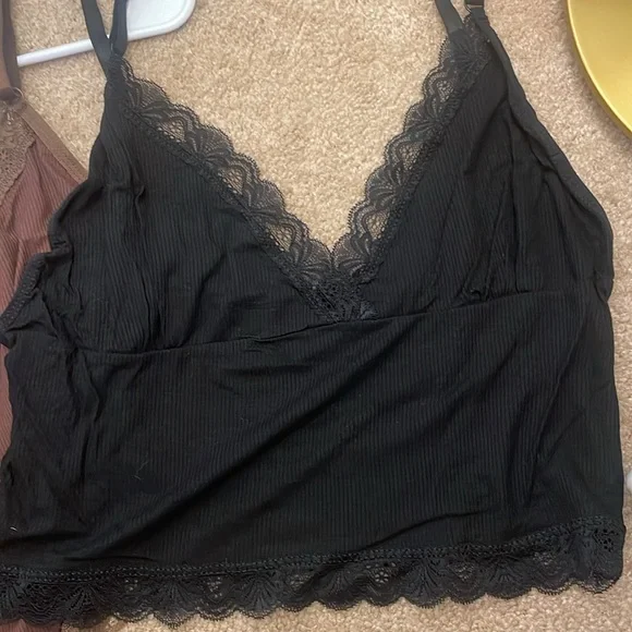 Layering tanks - Picture 2 of 3